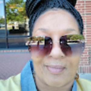 Meet your Posher, Debra